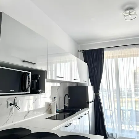 דירה Nubia Sea View 2 קוסטינסטי