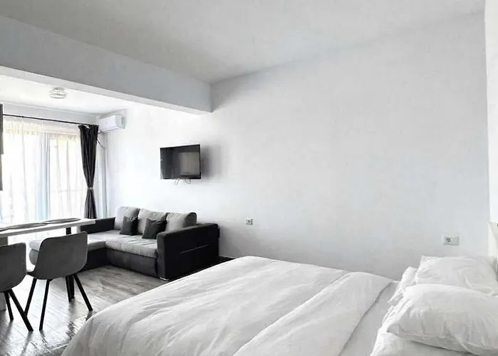 Nubia Sea View 2 דירה *